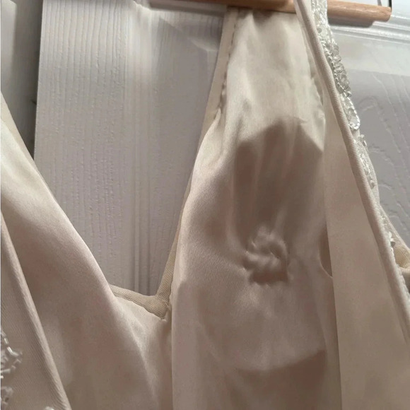 Anthropologie Beaded Wedding Gown - Picture 9 of 13